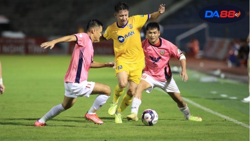 Soi kèo bóng đá SLNA vs Hà Tĩnh, 18h00 ngày 21/9 2 Thông tin lực lượng SLNA vs Hà Tĩnh